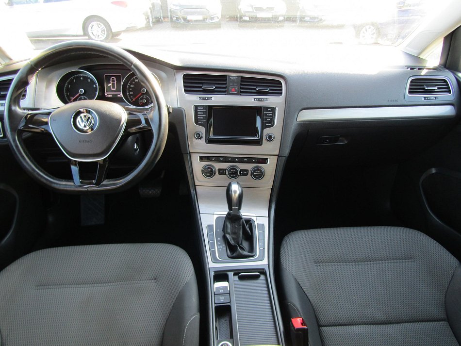 Volkswagen Golf 1.2 TSi Comfortline VII