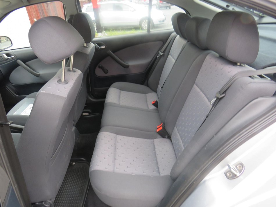 Škoda Octavia 1.6MPI Tour