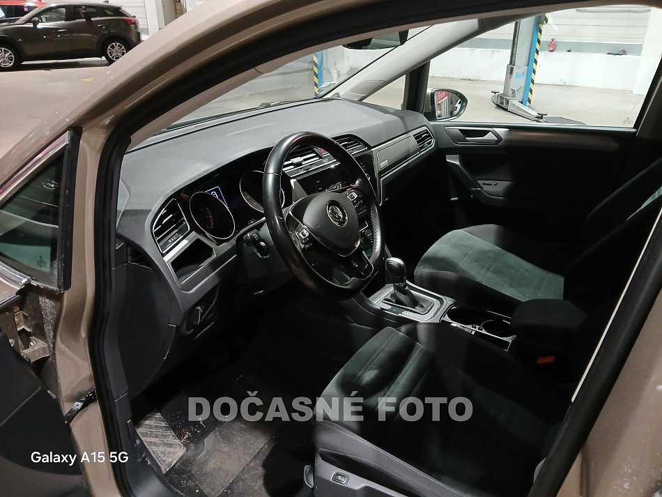 Volkswagen Touran 1.5TSi 