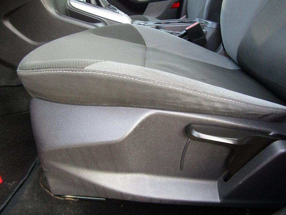 Ford Focus 1.6 i 