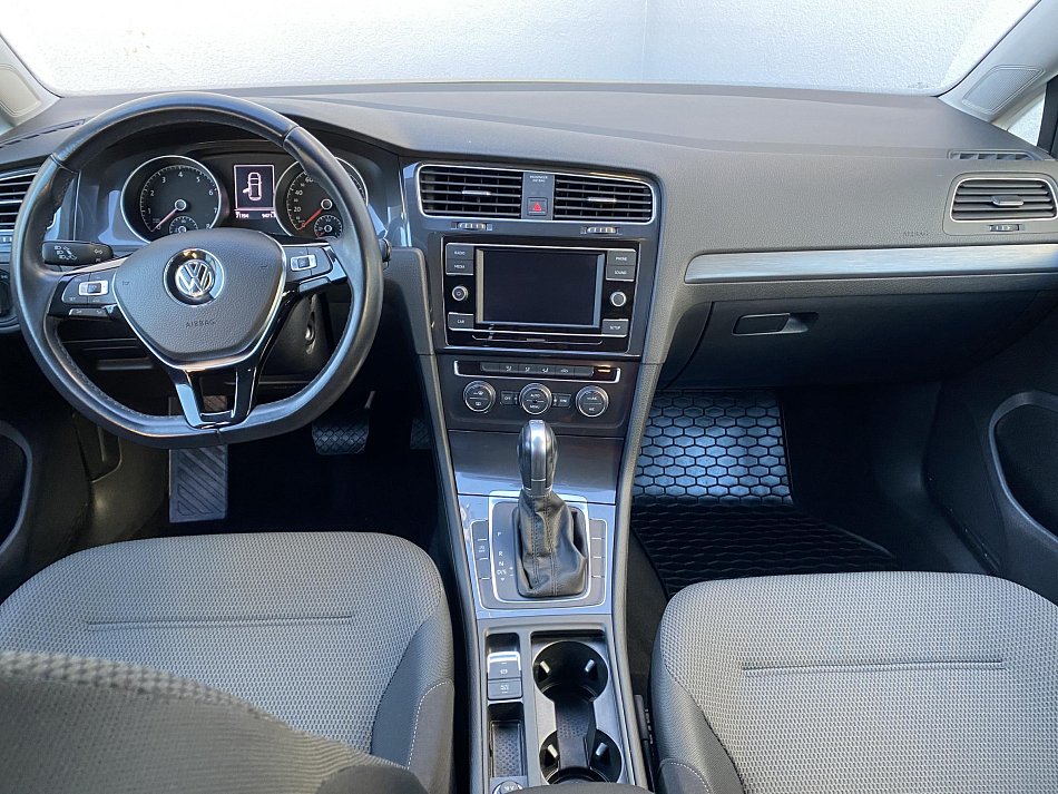 Volkswagen Golf 1.5TSi 