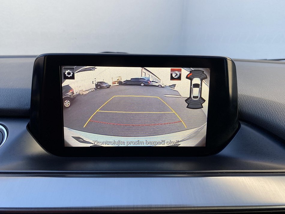 Mazda 6 2.0 Attraction