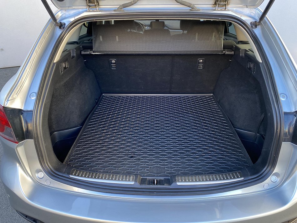 Mazda 6 2.0 Attraction