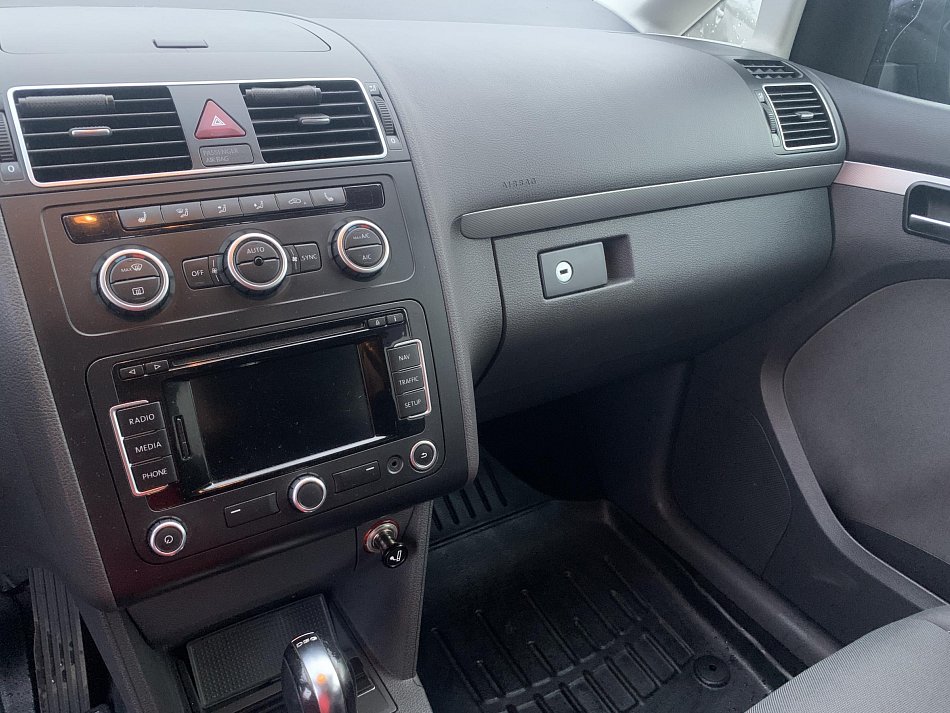 Volkswagen Touran 1.4TSi 