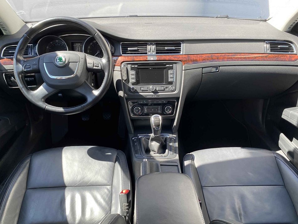 Škoda Superb II 1.4 TSi Elegance
