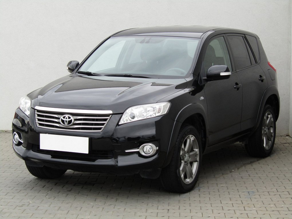 Toyota RAV4 2.2D 