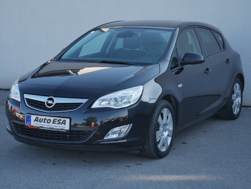 Opel Astra 1.4 T 