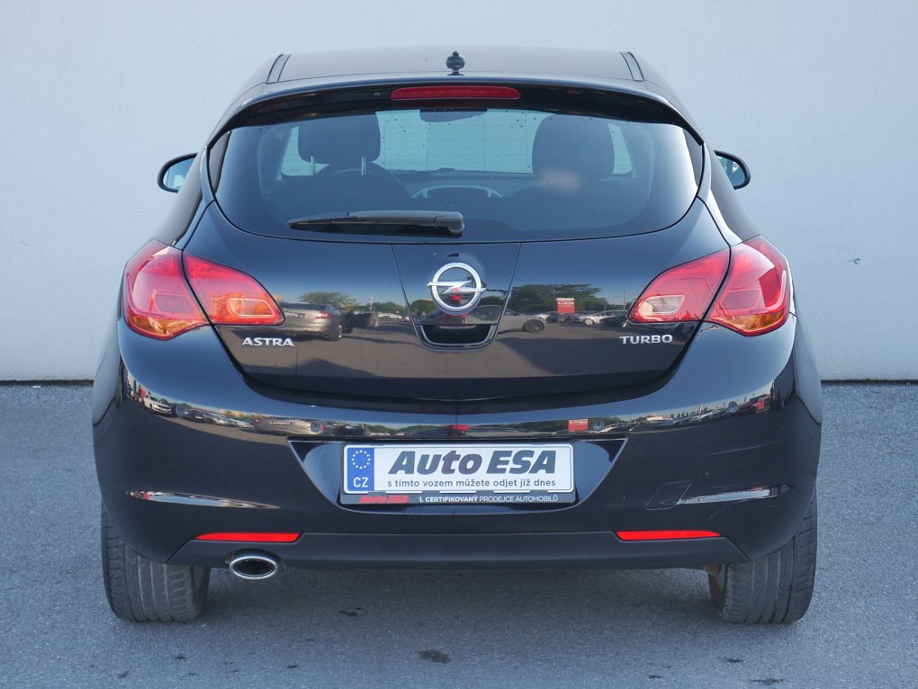 Opel Astra 1.4 T 