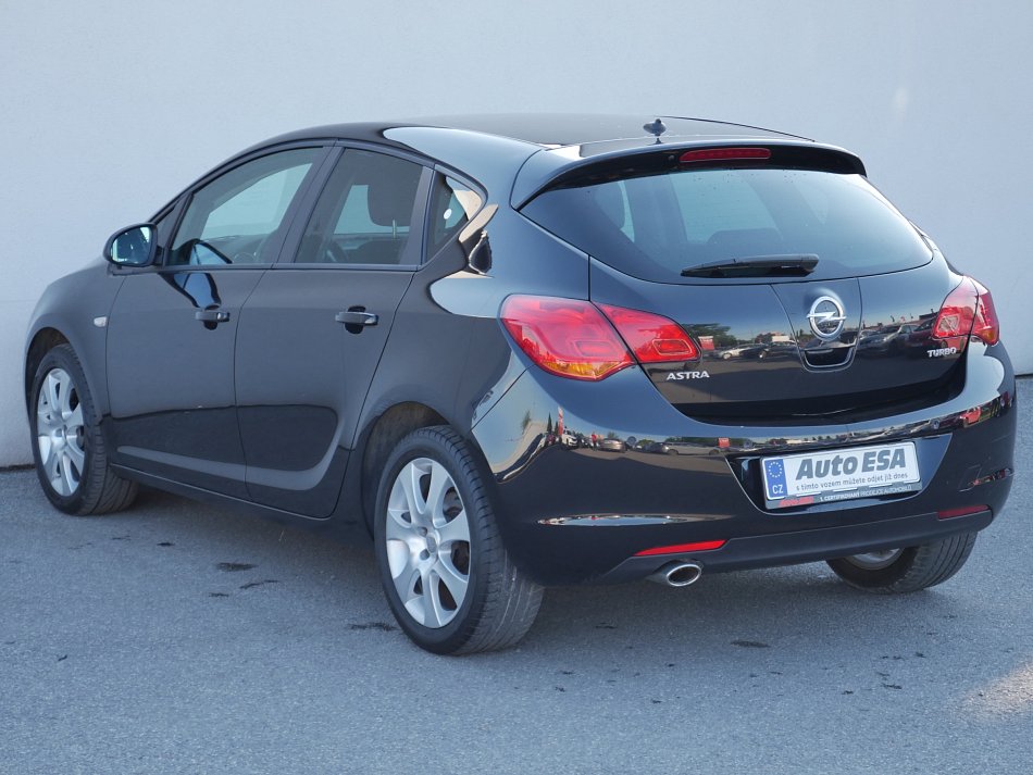 Opel Astra 1.4 T 