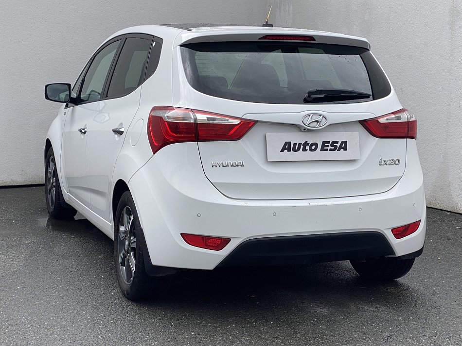 Hyundai Ix20 1.6CVVT 