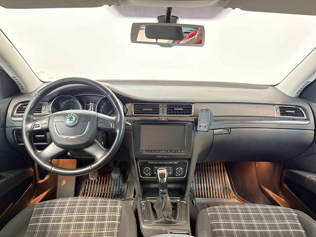 Škoda Superb II 2.0 TDi Ambition