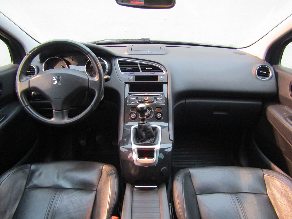 Peugeot 5008 1.6HDi 