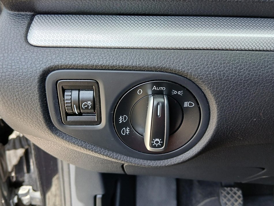 Volkswagen Sharan 2.0 TDi 