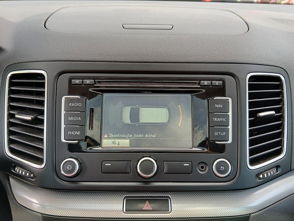 Volkswagen Sharan 2.0 TDi 