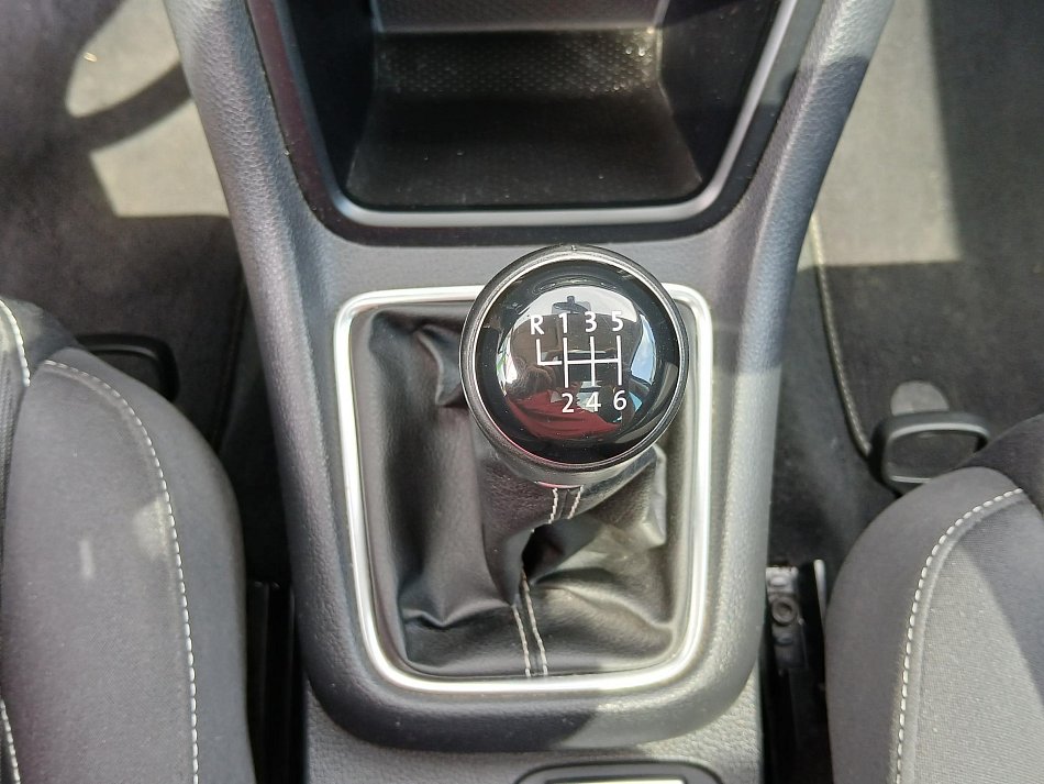 Volkswagen Sharan 2.0 TDi 