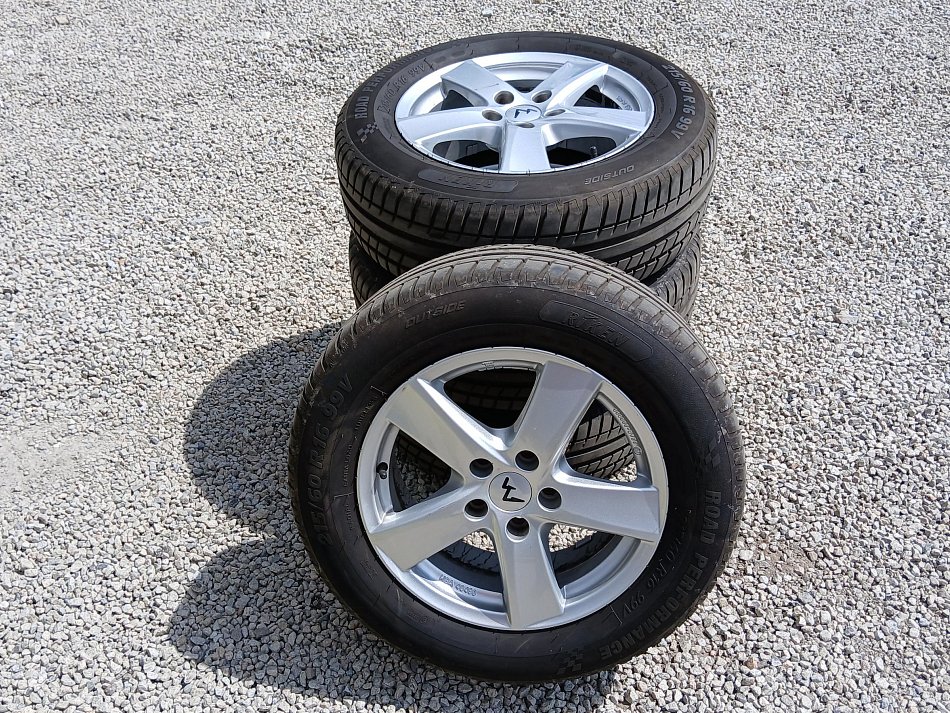 Volkswagen Sharan 2.0 TDi 