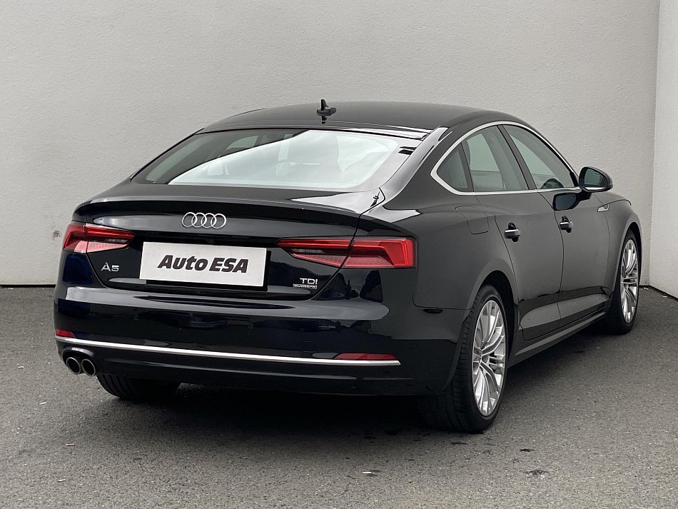 Audi A5 2.0 TDi  Quattro