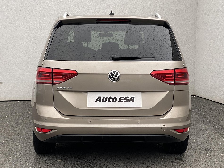 Volkswagen Touran 1.5 TSi Highline