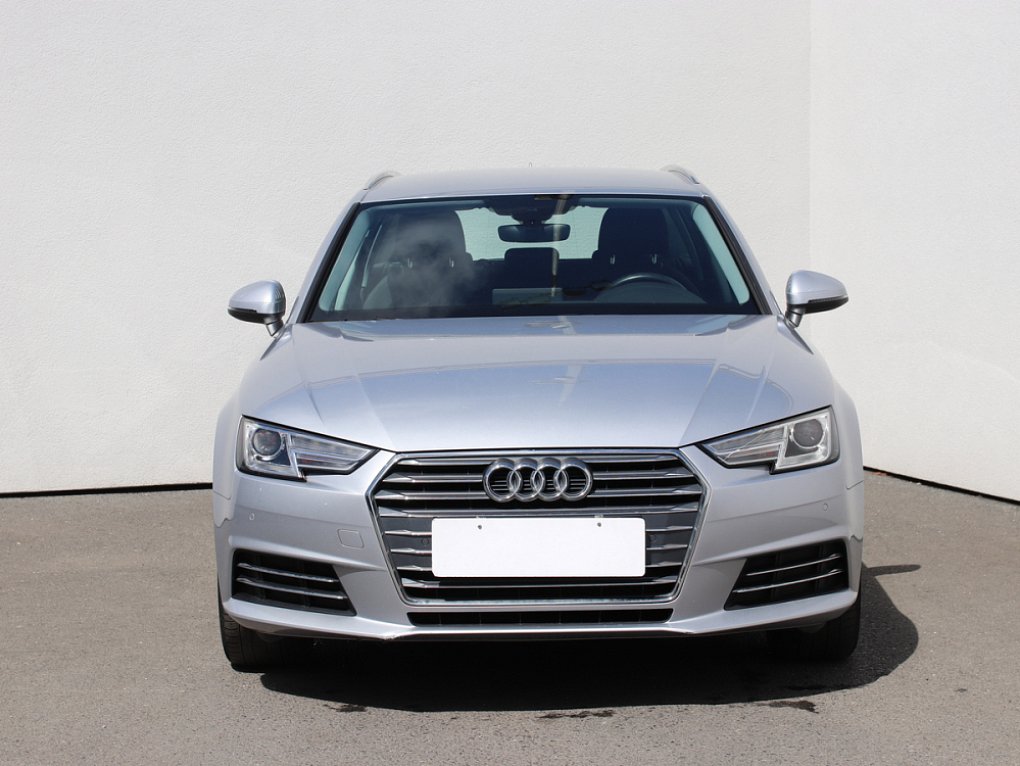 Audi A4 2.0 TDi  quattro s-tronic
