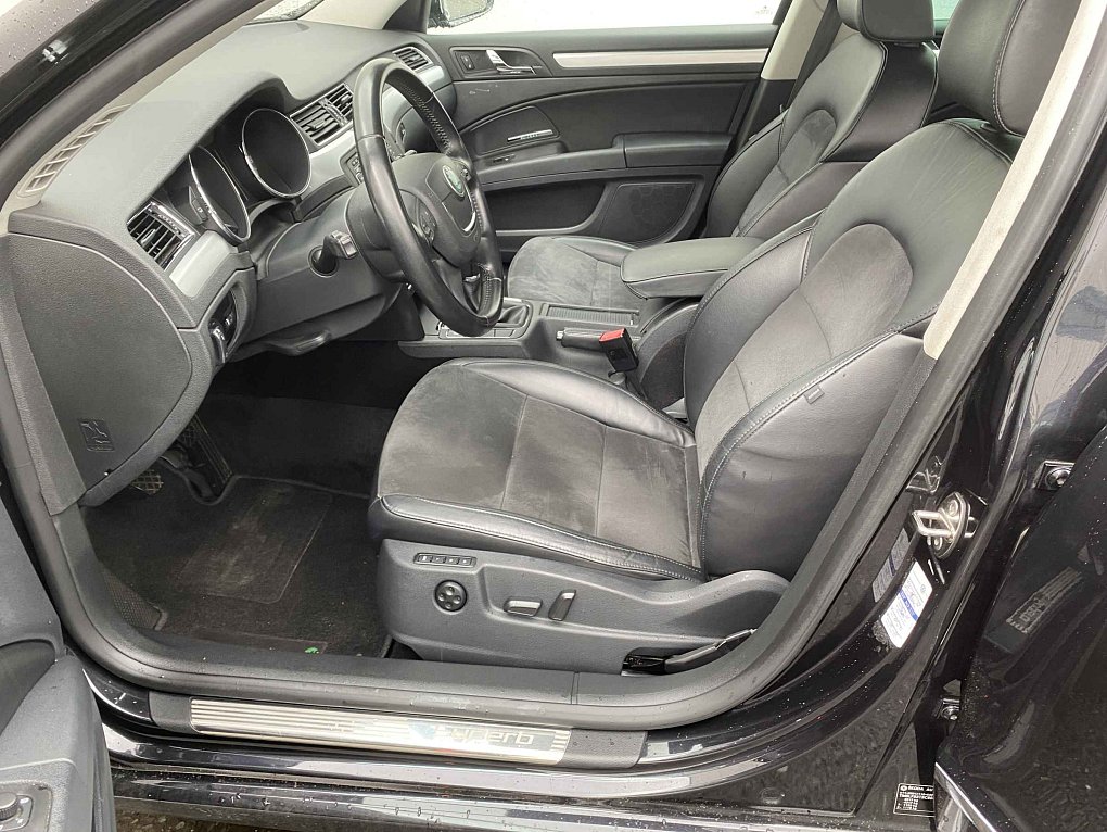 Škoda Superb II 2.0 TDi Elegance 4x4