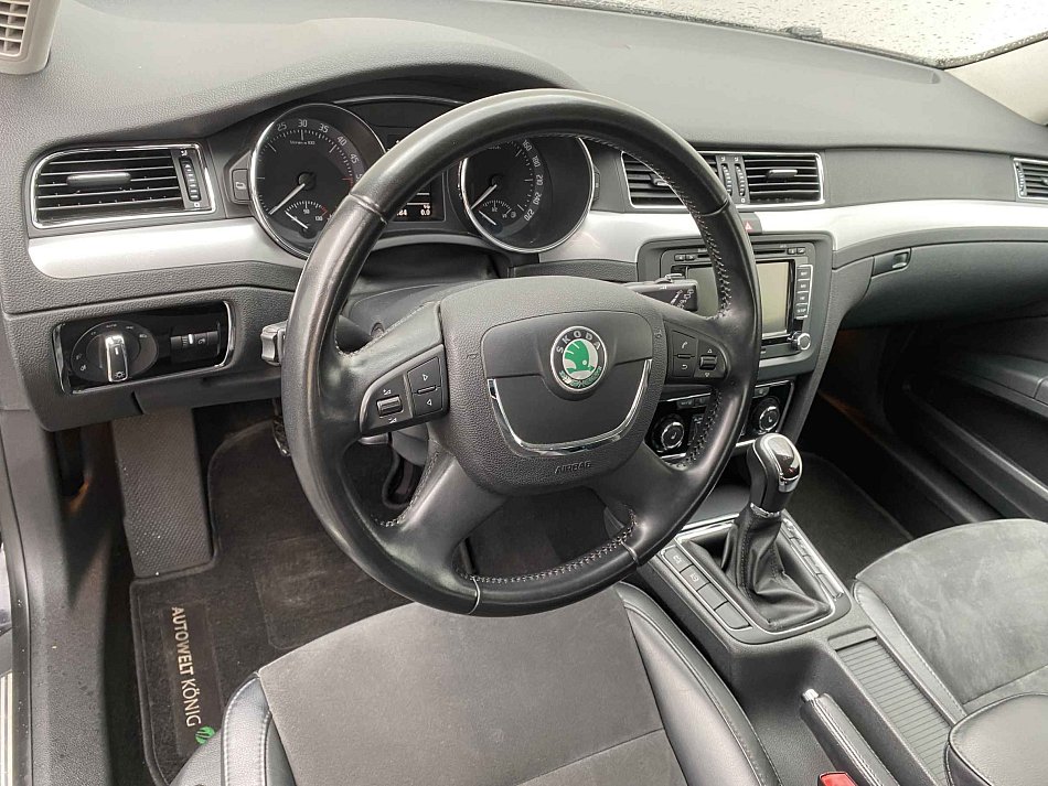 Škoda Superb II 2.0 TDi Elegance 4x4