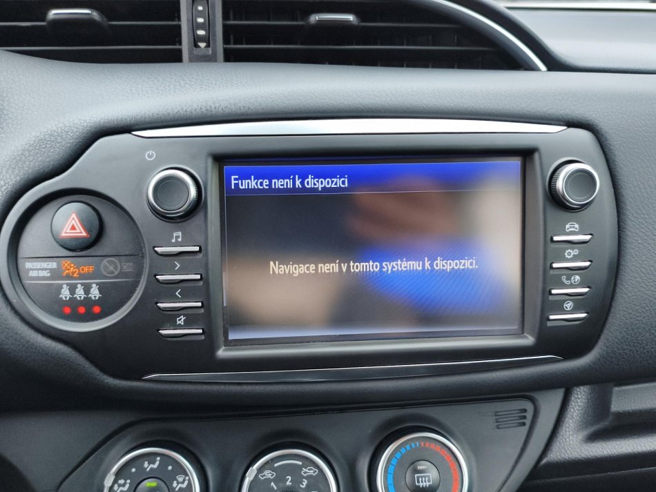 Toyota Yaris 1.5 i 