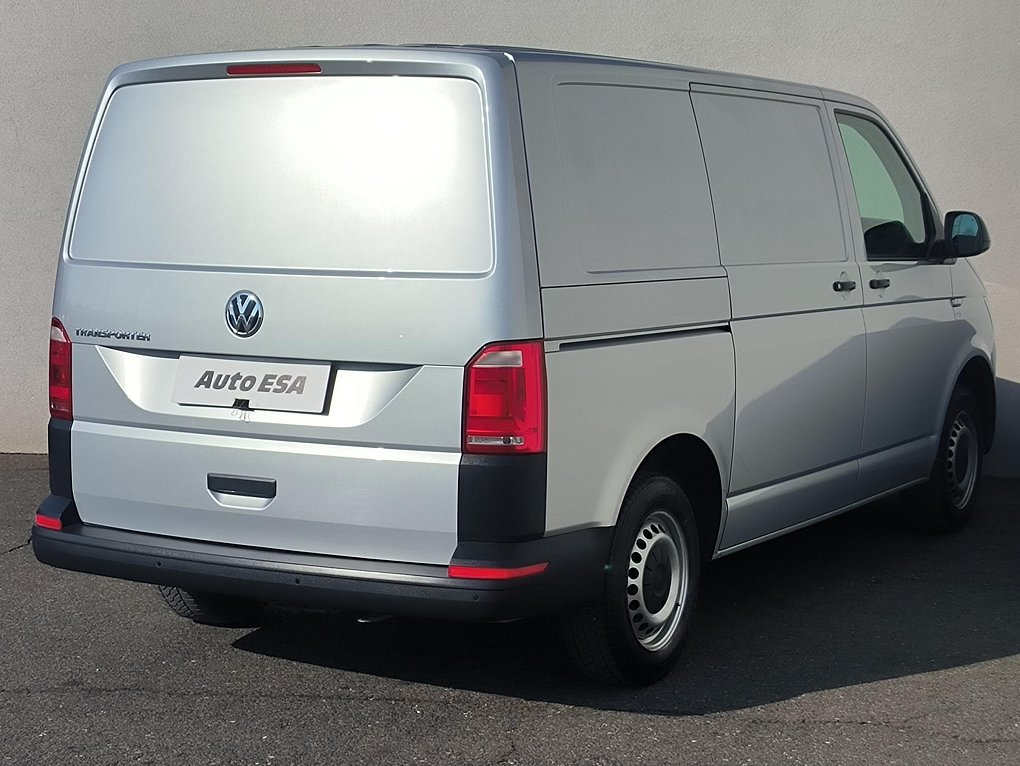 Volkswagen Transporter 2.0TDi  T6
