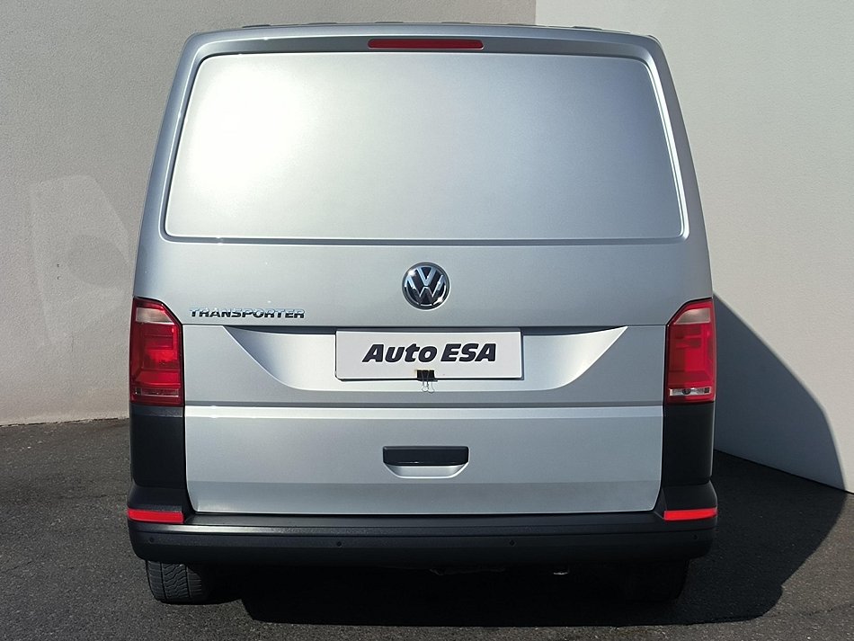 Volkswagen Transporter 2.0TDi  T6