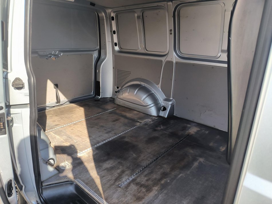 Volkswagen Transporter 2.0TDi  T6