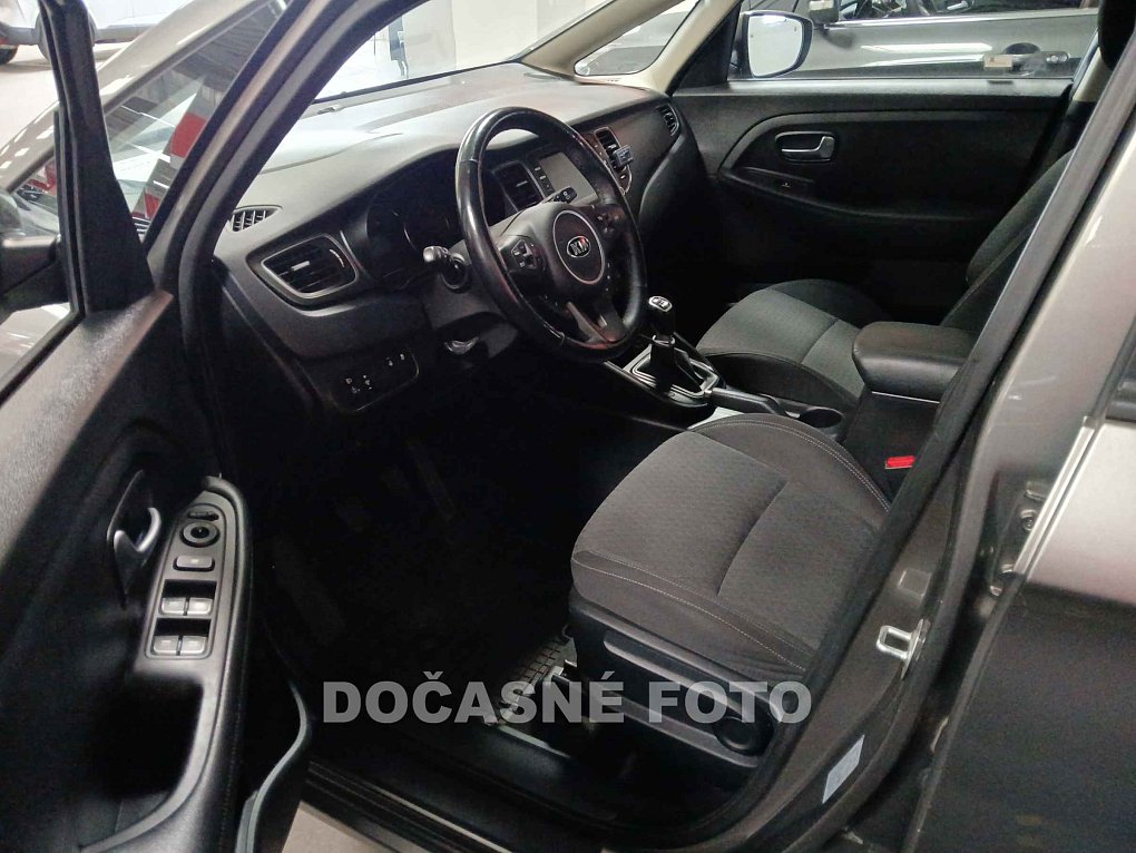 Kia Carens 1.6 i 