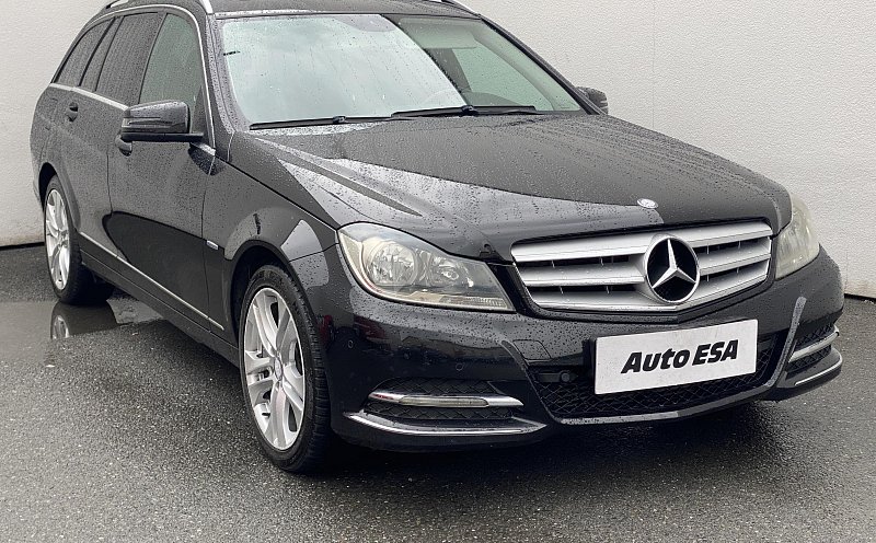 Mercedes-Benz Třída C 2.2 CDi  C 220