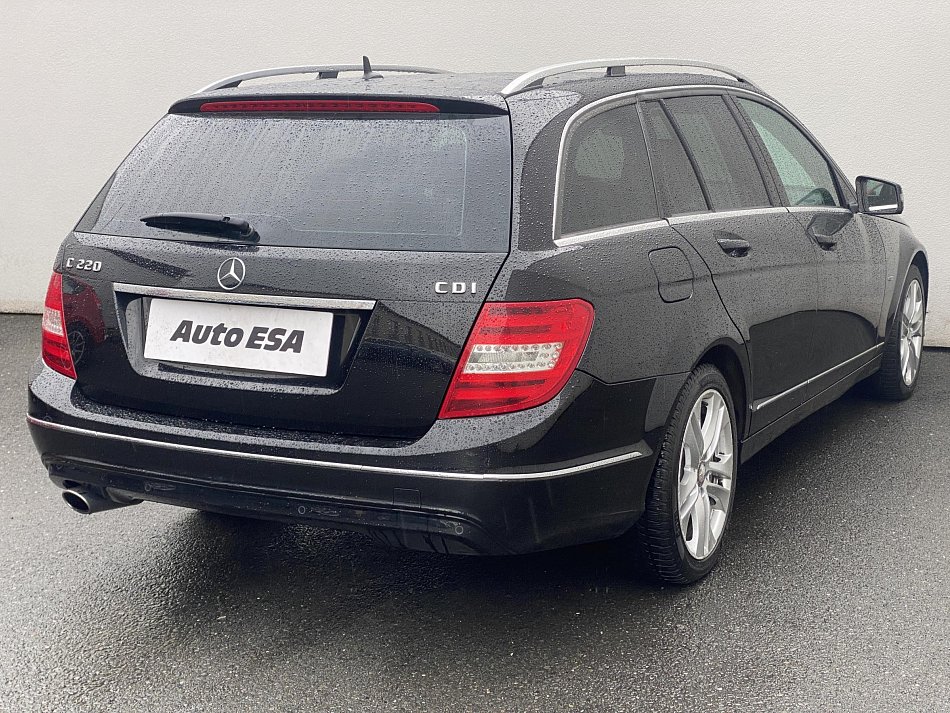 Mercedes-Benz Třída C 2.2 CDi  C 220