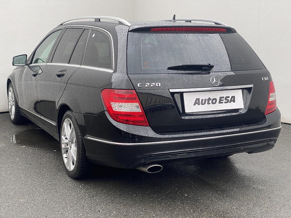 Mercedes-Benz Třída C 2.2 CDi  C 220