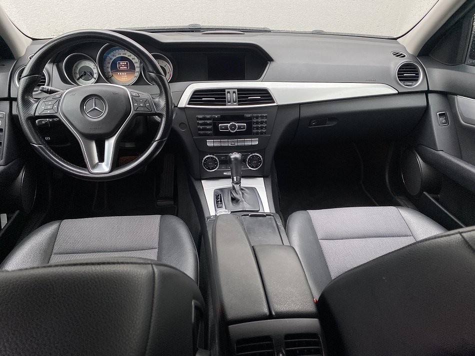 Mercedes-Benz Třída C 2.2 CDi  C 220