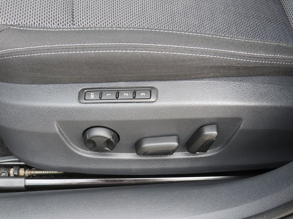 Škoda Superb III 2.0TDi 