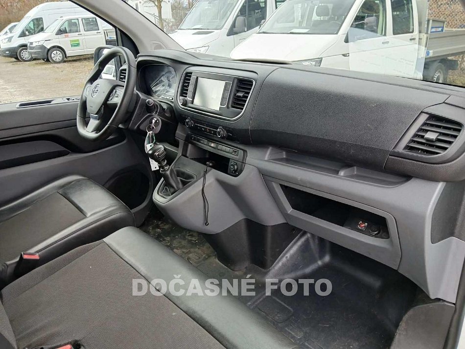 Opel Vivaro 2.0CDTi Edition L3 DÍLNA