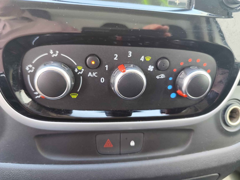 Renault Trafic 2.0dCi  L1H1 SORTIMO
