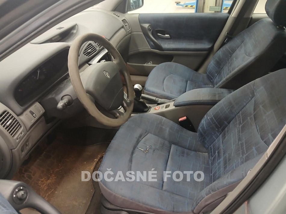 Renault Laguna 1.8i 