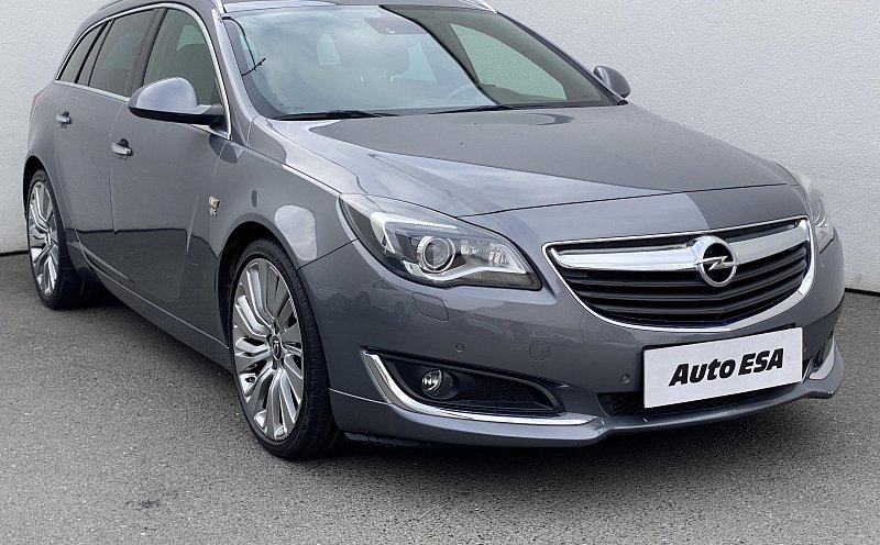 Opel Insignia 2.0 CDTi OPC line