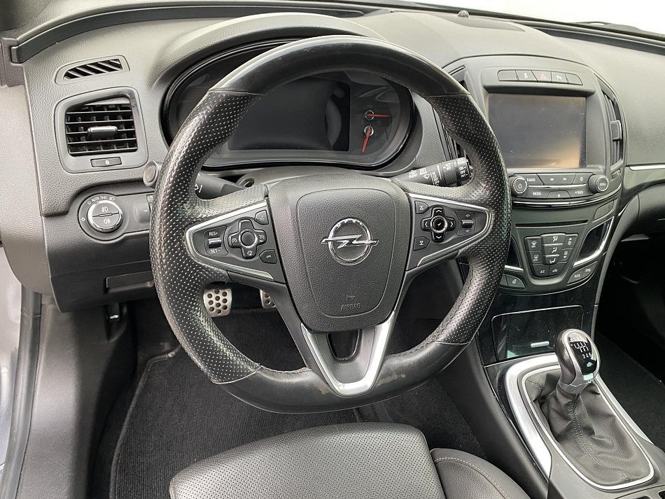 Opel Insignia 2.0 CDTi OPC line