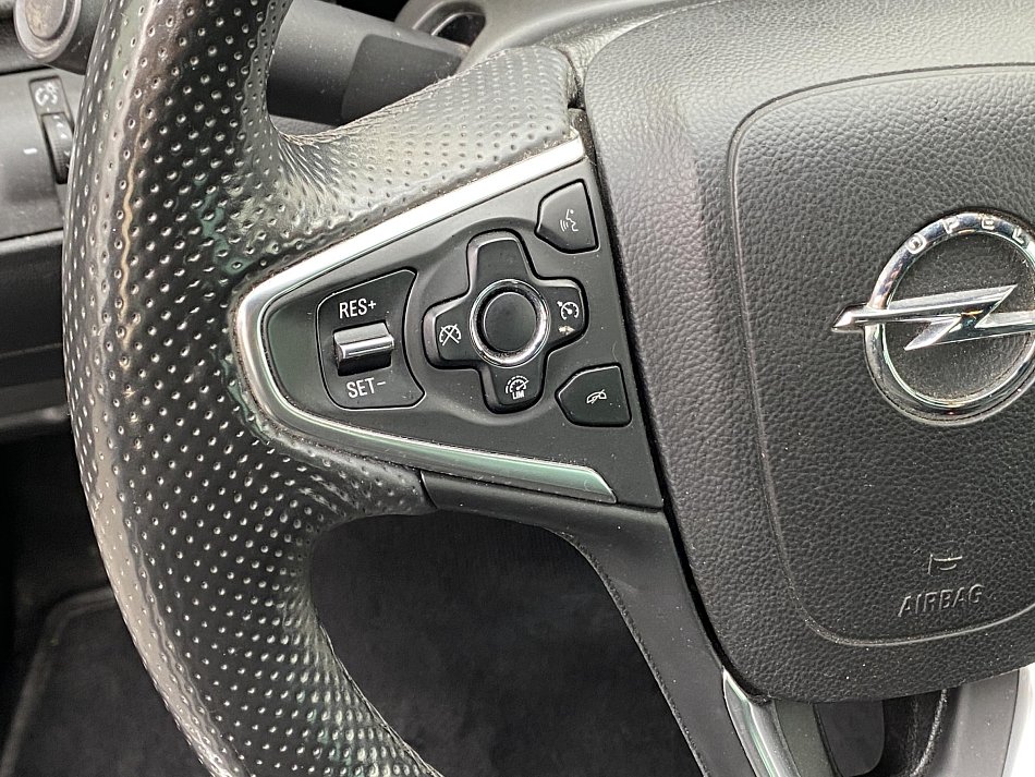 Opel Insignia 2.0 CDTi OPC line