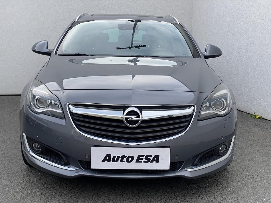 Opel Insignia 2.0 CDTi OPC line