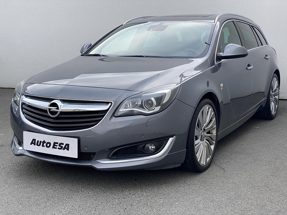Opel Insignia 2.0 CDTi OPC line