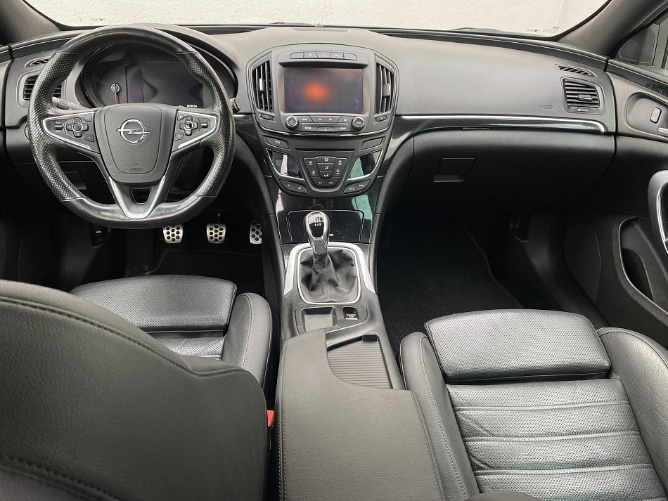 Opel Insignia 2.0 CDTi OPC line