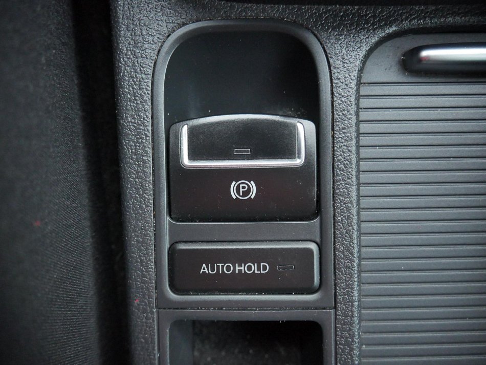 Volkswagen Tiguan 2.0TSi  4x4