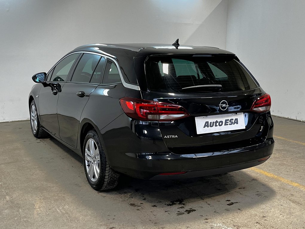Opel Astra 1.5 CDTi Elegance
