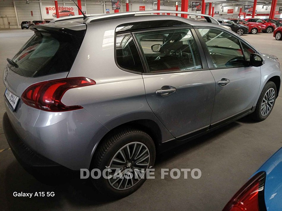 Peugeot 2008 1.2 PT 