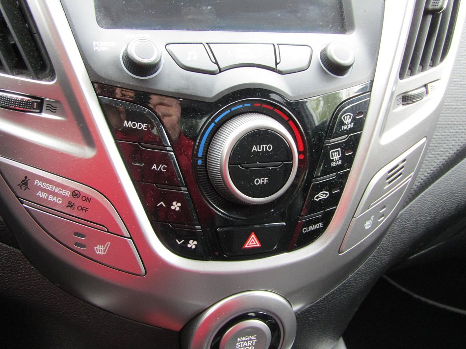 Hyundai Veloster 1.6i 