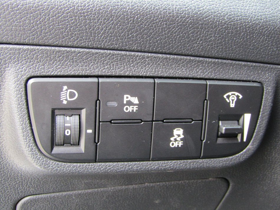 Hyundai Veloster 1.6i 