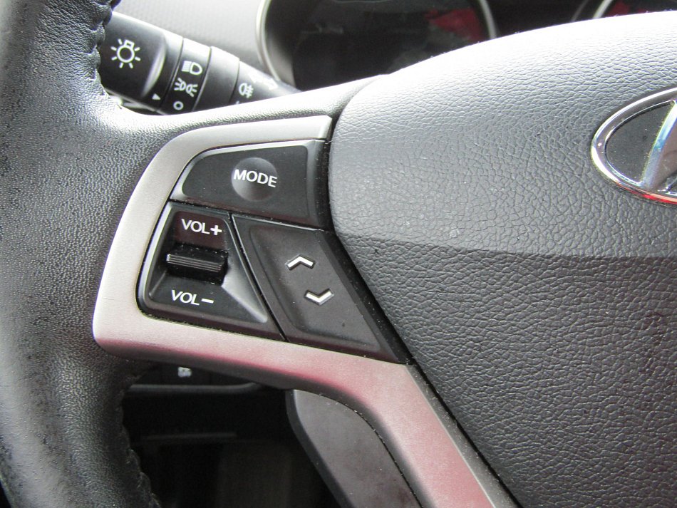 Hyundai Veloster 1.6i 